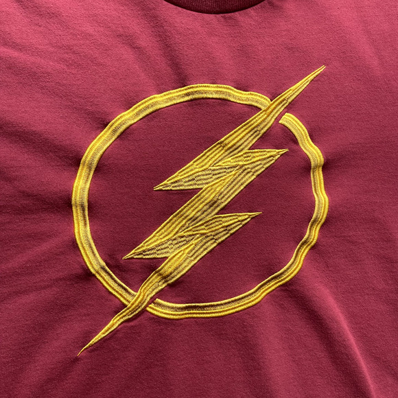 Box Lunch Sweatshirt Womens M Red Flash Fastest Man Alive Embroidered Sweater - Picture 3 of 8